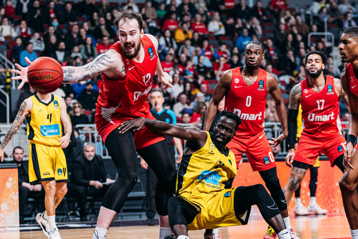 Український баскетбольний клуб «Прометей» вийшов у чвертьфінал Єврокубка